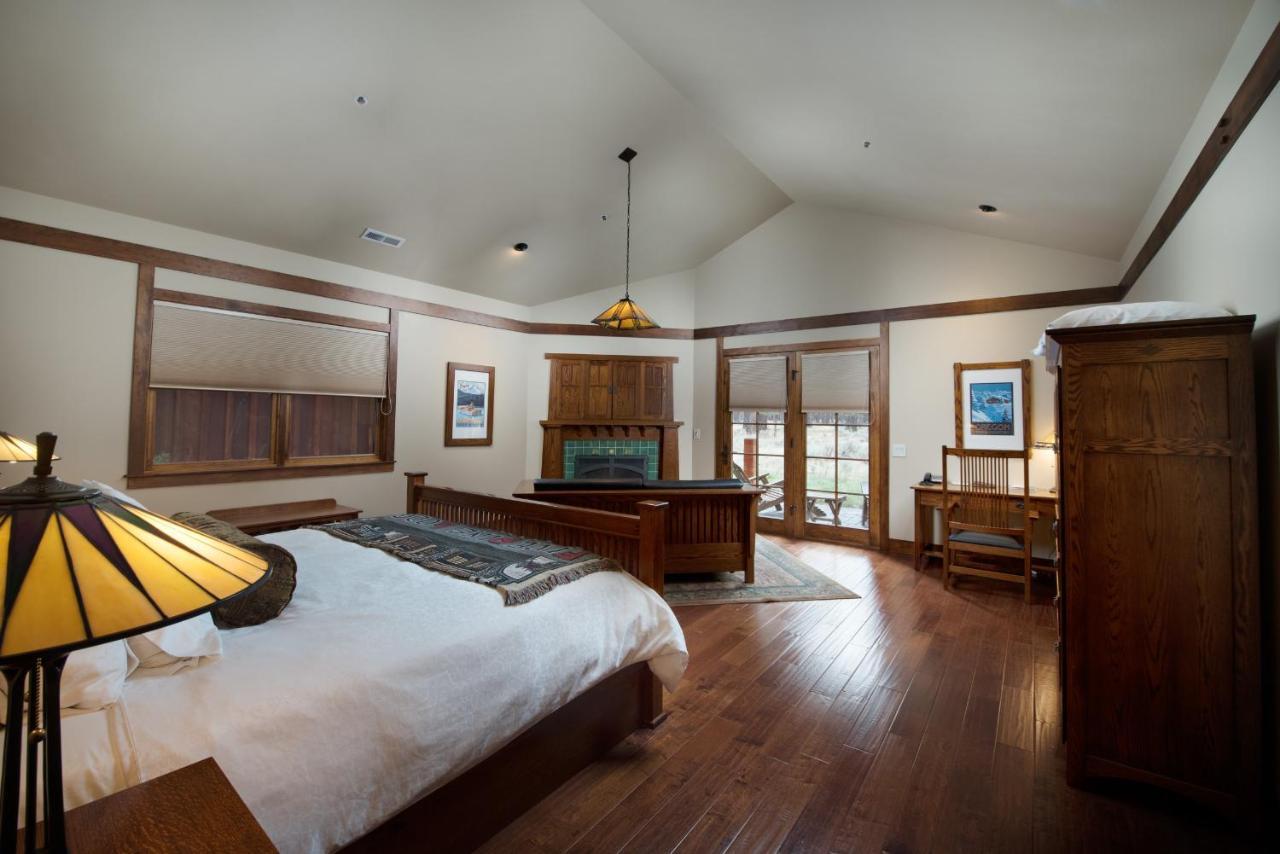 Fivepine Lodge Sisters Dış mekan fotoğraf