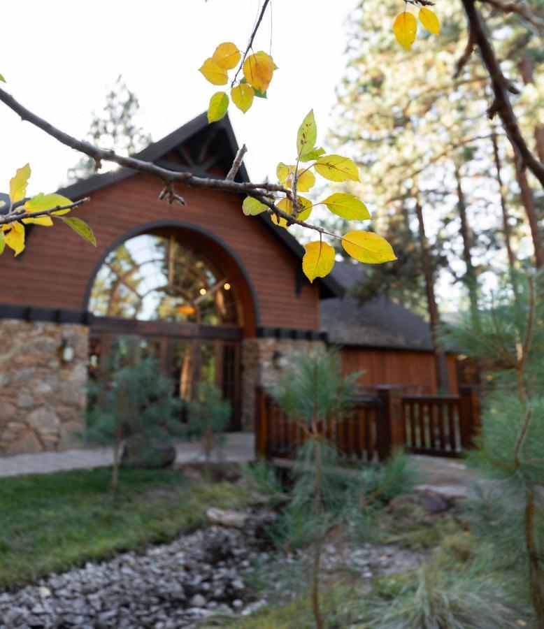 Fivepine Lodge Sisters Dış mekan fotoğraf